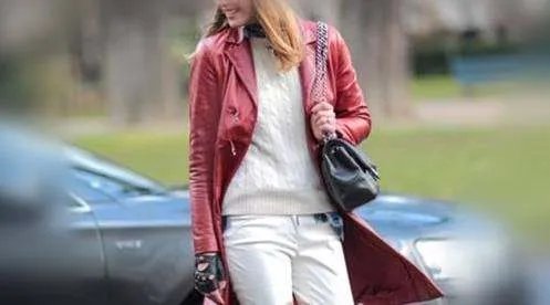 白色冬天裤子怎么搭配