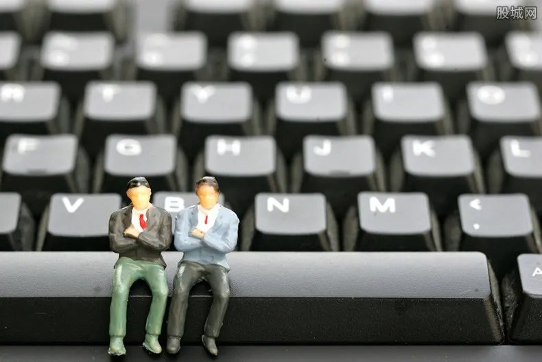 2019网购花10万亿 大部分使用移动支付