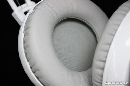 西伯利亚V2霜冻之蓝Frost Blue游戏耳机对比评测