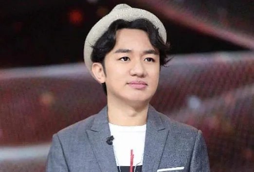 牵线芒果台与TVB合作，除了艺人的身份外，王祖蓝还有哪些隐藏身份？