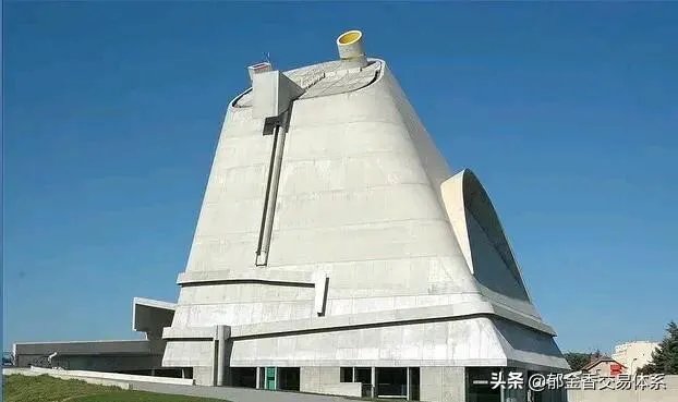 为什么现阶段的银行行业出现大的离职潮?