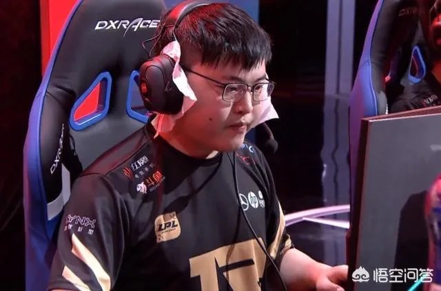 JDG淘汰RNG战队，王思聪点赞官博直言太舒服，无状态发文称赞Imp，怎么评价？