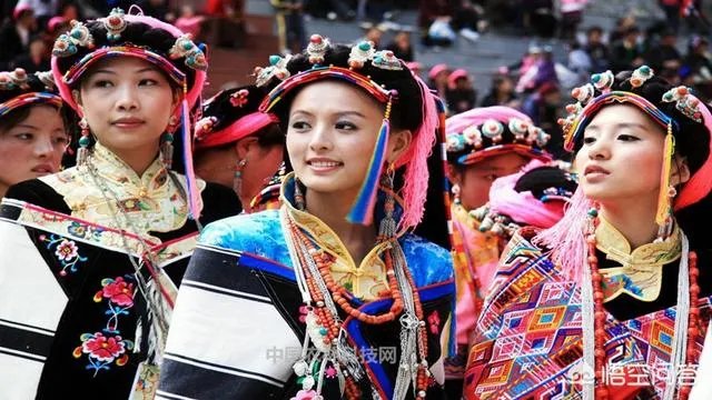 甘孜州丹巴县的特产是什么```？