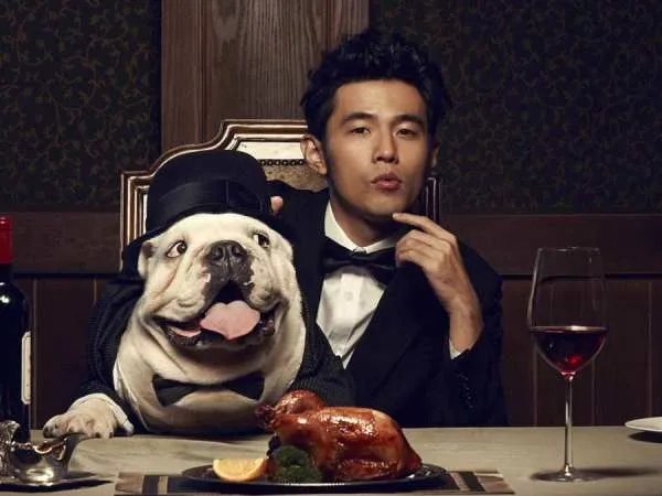 周杰伦被用监控拍照，具体是什么情况？