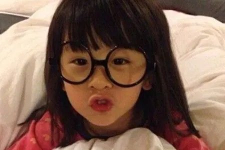 田雨橙萌照曝光 张悦轩田雨橙被网友调侃佳偶天橙