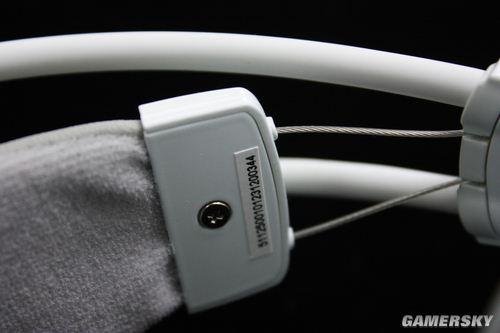 西伯利亚V2霜冻之蓝Frost Blue游戏耳机对比评测