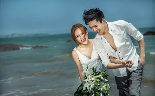 婚纱照套系有哪些  拍婚纱照一般多少钱