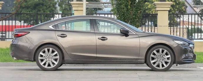 野马新能源汽车怎么样,猎豹和野马新能源汽车哪个好