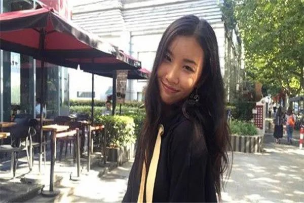 王艺经过阚清子纪凌尘事件后，是火了还是凉了？