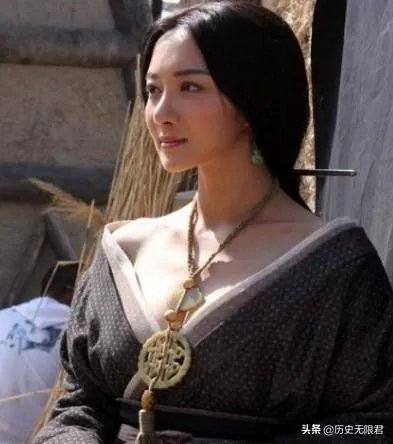 仝卓被封杀之后举报郑云龙，他是想拉郑云龙下水吗？