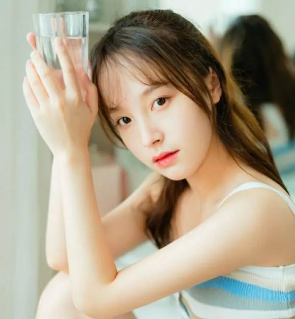 求一个追女生攻略,要细节