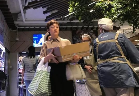 邓超为孙俪庆生惹人艳羡,究竟如何在千万人之中找到“对”的人?