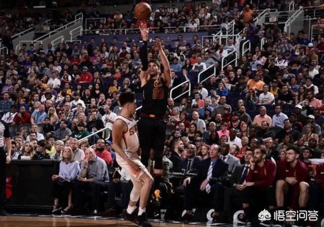 詹姆斯三双助骑士胜太阳，乐福回归后骑士能进总决赛吗？