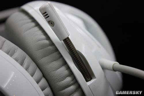 西伯利亚V2霜冻之蓝Frost Blue游戏耳机对比评测