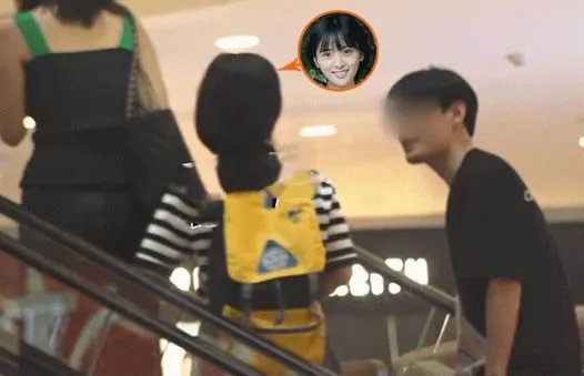 沈月恋情疑似曝光：本人发文否认揭到底怎么回事