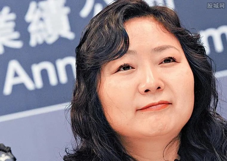 吴亚军背景怎样 龙湖地产吴亚军是不是邓的外孙女