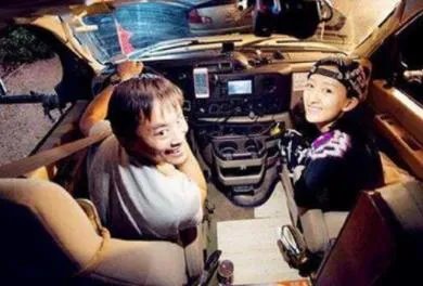 陈翰宾和左娜分手了没:吴静一精神失常