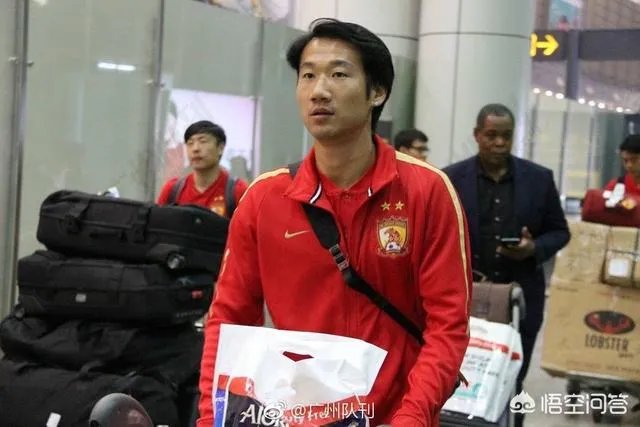 外租半年之后荣昊回归恒大，如今又随申花训练可能再次出租，你是怎么样看的？