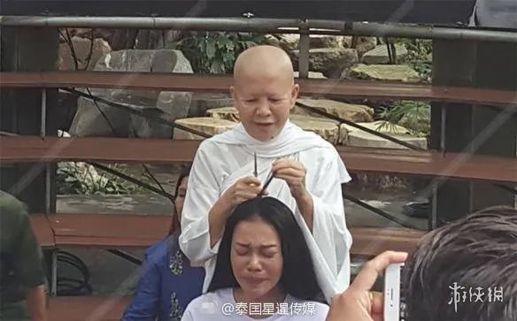 泰国女星出家为尼 性感