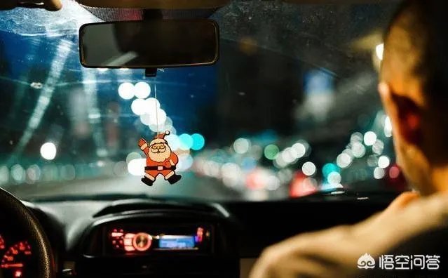 人到中年四十五了最近失业了，想买部车家用兼顾跑滴滴，买什么车好？