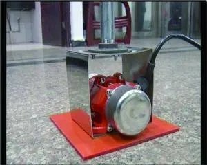 住户嫌楼上吵买来震楼神器