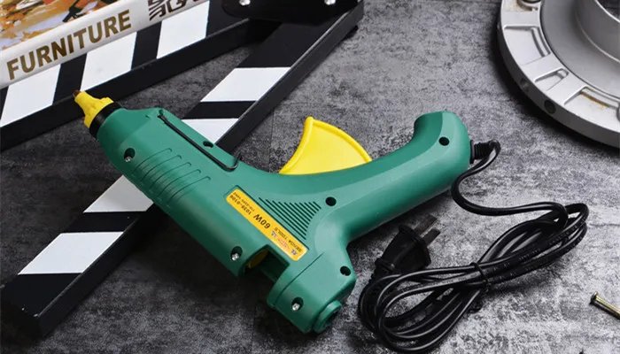 什么是热熔胶 啥是热熔胶