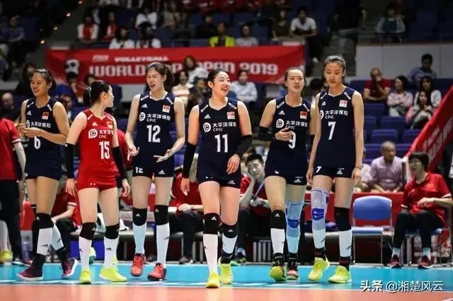 中国女排豪夺9连胜，下一场要满足哪些条件就能提前夺冠，请罗列一下有哪些情况？