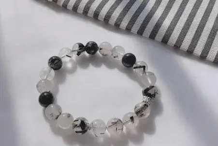 黑发晶消磁的正确方法 可祈福消业障避邪化煞