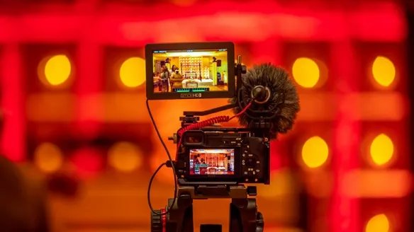 直播打赏问题引热议：法院认定未成年人直播打赏无效！