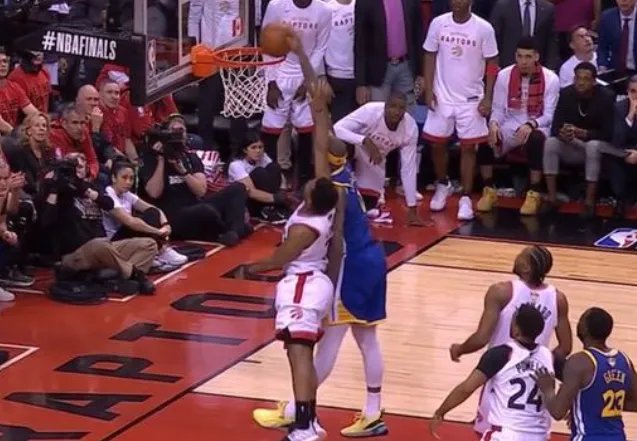 总决赛G5裁判报告是怎么回事 49秒内1次漏判