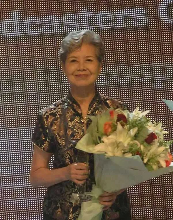 中国第一位电视播音员沈力去世，她生前培养出哪些播音员？