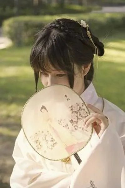 16岁少女月经不调怎么办