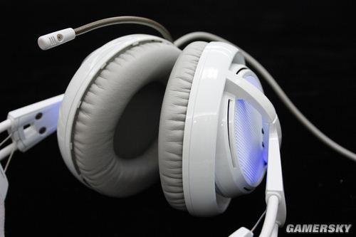 西伯利亚V2霜冻之蓝Frost Blue游戏耳机对比评测