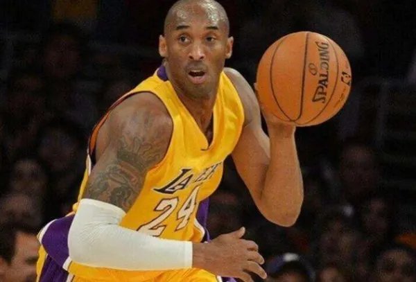 针对NBA莫雷涉港言论，为何腾讯众解说和女主播没有一个发声？