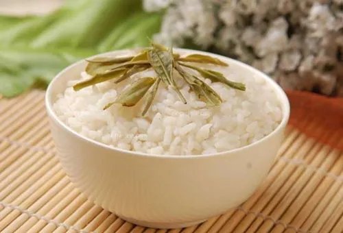 电压力锅做米饭怎样更好吃 使用电压力锅煮饭要注意什么