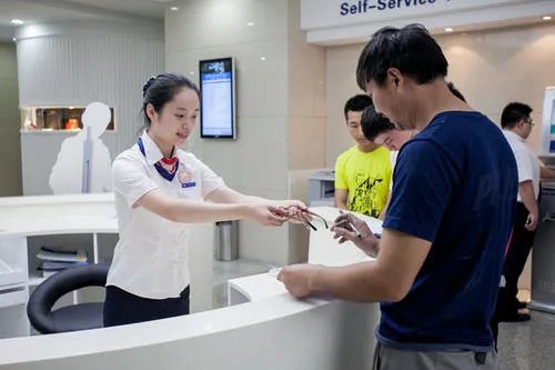 个人存取款超10万需登记,你的存款够10万了吗?