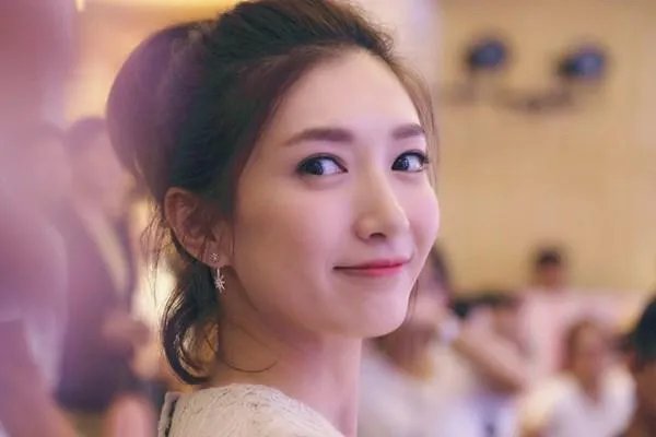 江疏影用诗句回应网友，你觉得他们会怎么想？