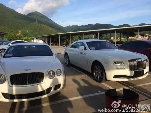 人生赢家：国服第一蛮王获赠宾利豪车