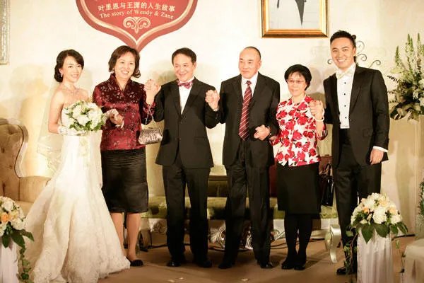 大家如何看待「王潇_潇洒姐」和她的趁早学?