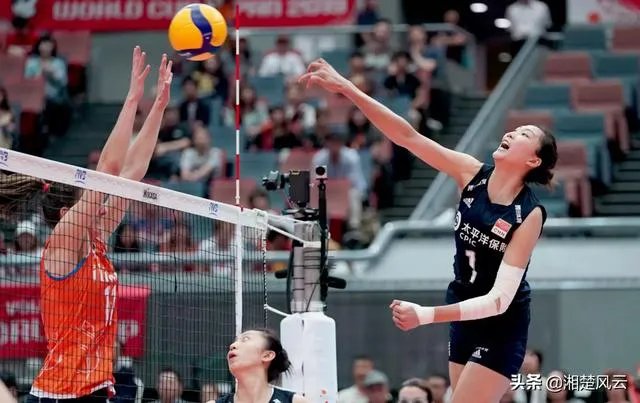 中国女排豪夺9连胜，下一场要满足哪些条件就能提前夺冠，请罗列一下有哪些情况？