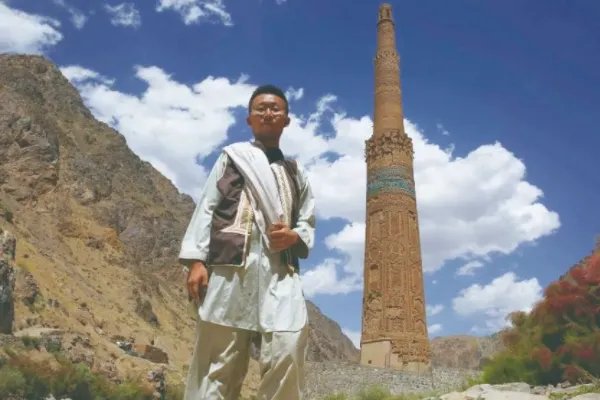 31岁北大考古博士刘拓坠崖去世了，致其死亡的原因究竟是什么？