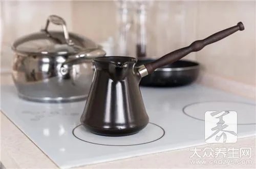 如何清除电水壶中的水垢?这些妙招快收藏