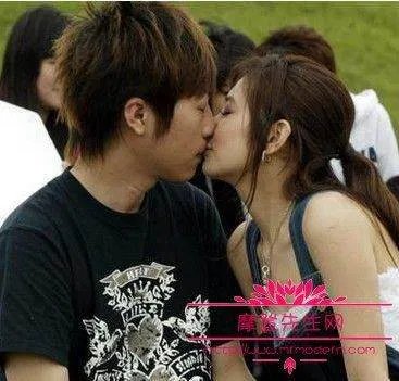 五月天阿信的前女友是谁？