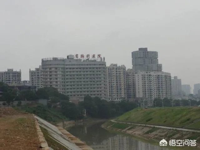 在长沙岳麓区哪里租房比较便宜？