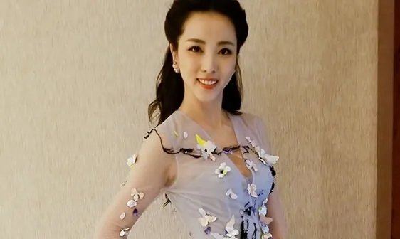 李思思个人资料及背景 李思思的老公男友