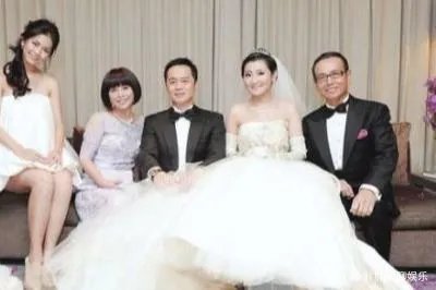 将毁容Selina娶回家后抛弃，人前人后两个模样，张承中图什么了？