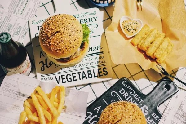 怎么才能加盟汉堡店？需要准备多少钱？