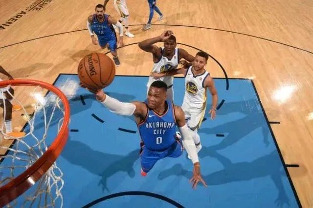 勇士和雷霆，你更看好谁？