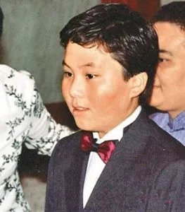 梁安琪幼子何猷佳为什么不露面真的存在吗 何猷佳夭折谣言由来