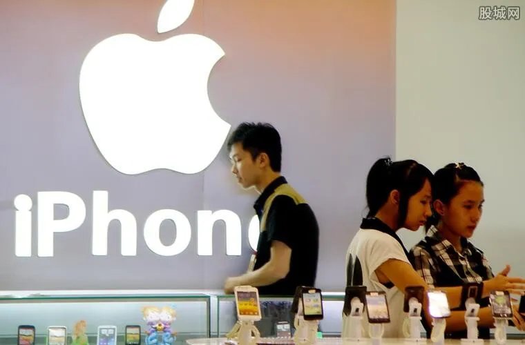 首个水上苹果零售店落户新加坡 开业时间是什么时候